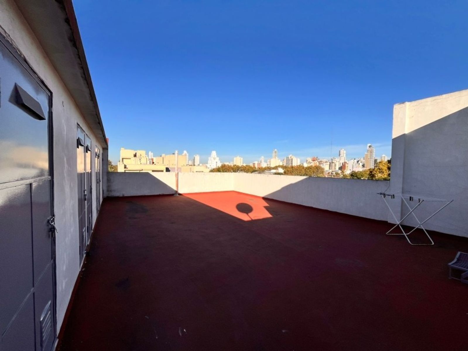 VENTA DE EXCELENTE DEPARTAMENTO EN CENTRO DE LOMAS DE ZAMORA - APTO CREDITO HIPOTECARIO — foto 14
