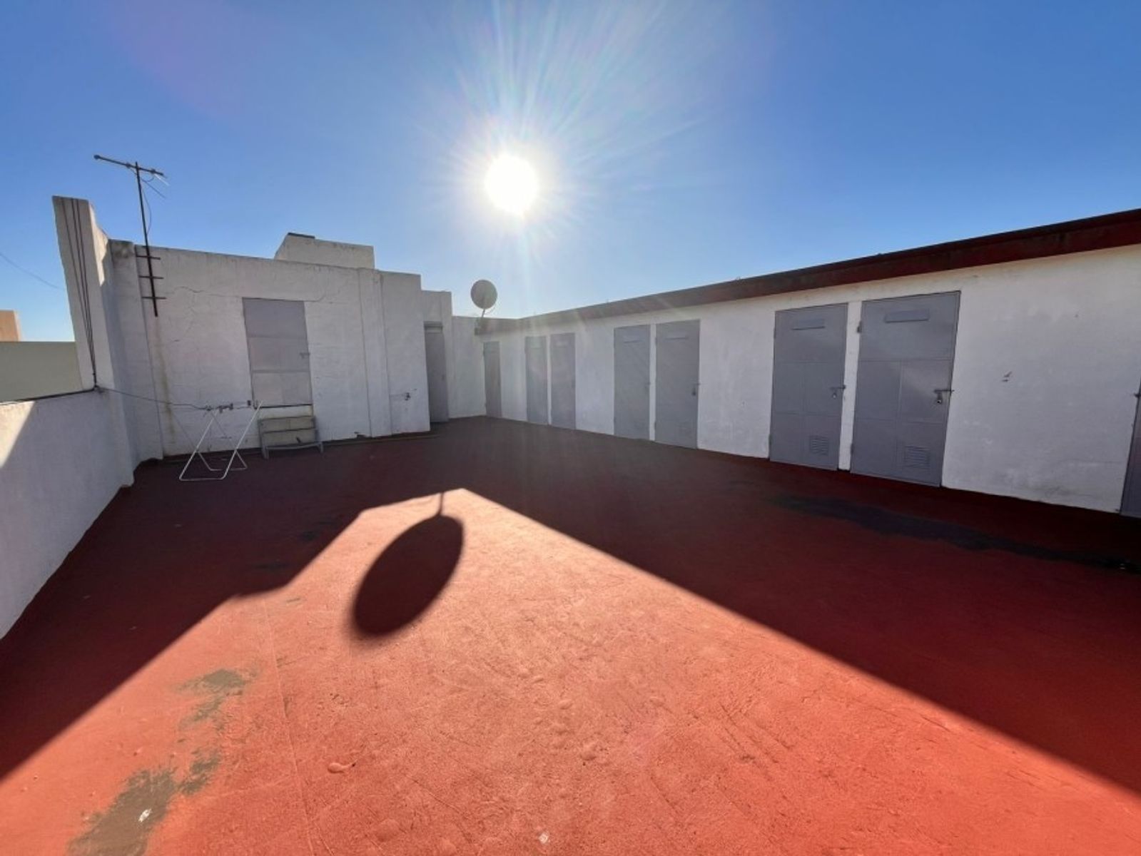VENTA DE EXCELENTE DEPARTAMENTO EN CENTRO DE LOMAS DE ZAMORA - APTO CREDITO HIPOTECARIO — foto 15