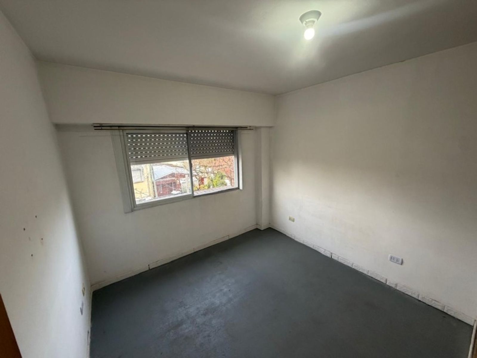 VENTA DE DEPARTAMENTO 2 AMBIENTES CON COCHERA EN MONTE GRANDE - APTO A CRÉDITO HIPOTECARIO. - 6