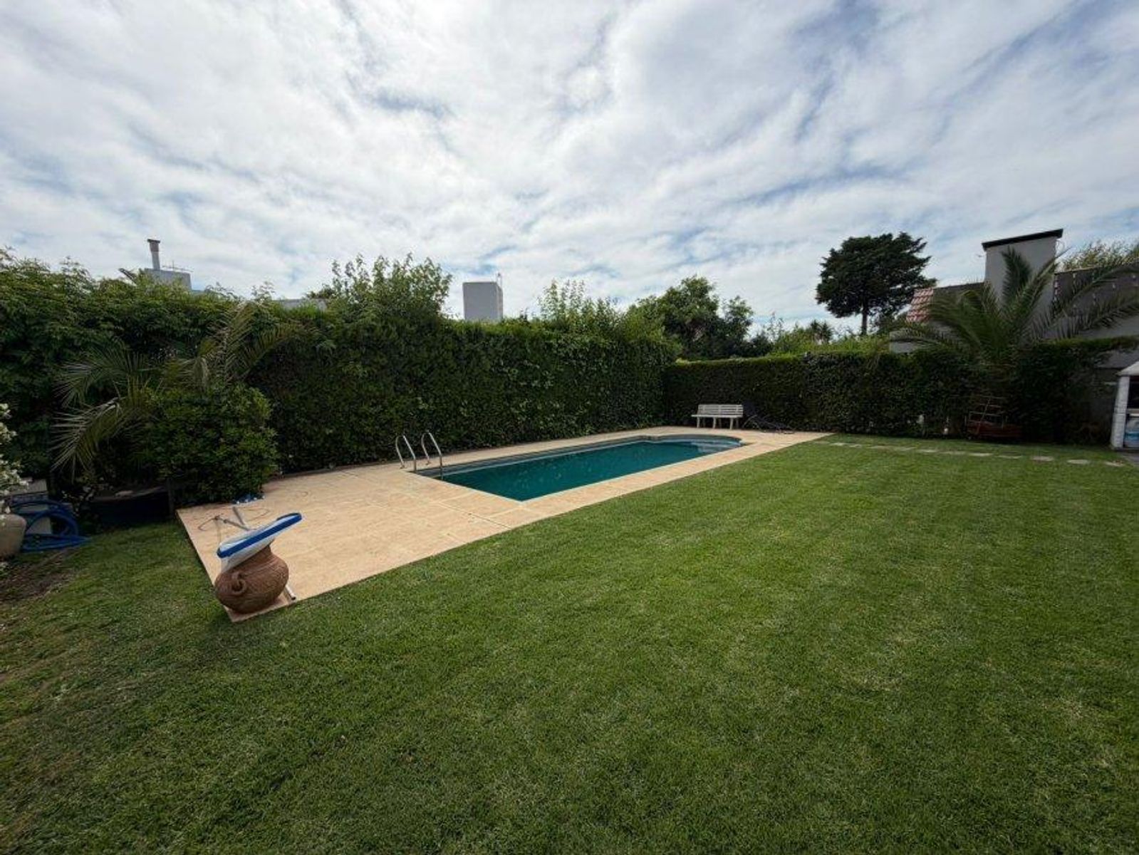 VENTA DE HERMOSA CASA 4 AMBIENTES EN COUNTRY EL VENADO DE CANNING - APTA CRÉDITO Y POSIBILIDAD DE FINANCIACIÓN DIRECTA - 12
