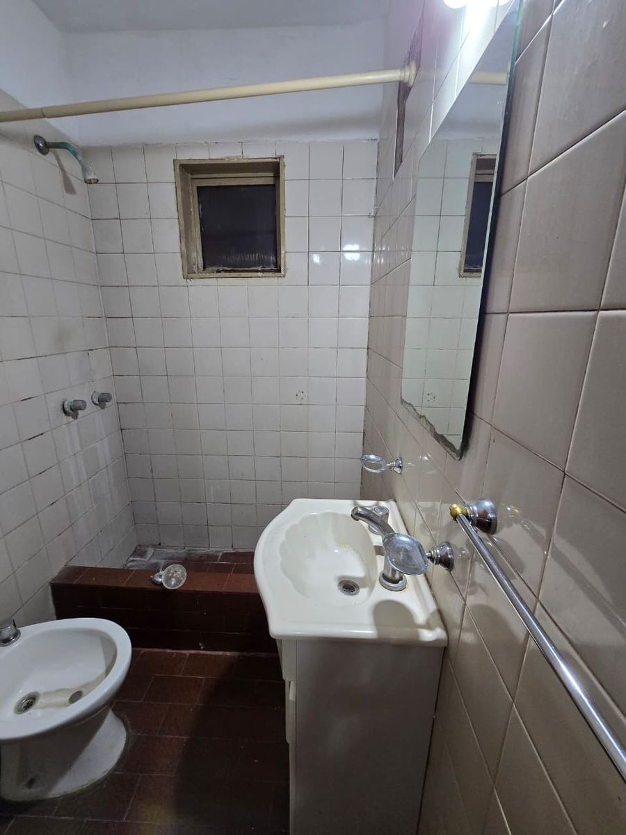 ALQUILER DE DEPARTAMENTO 3 AMBIENTES EN BARRIO COCA COLA - MONTE GRANDE - PRIMER PISO - 10