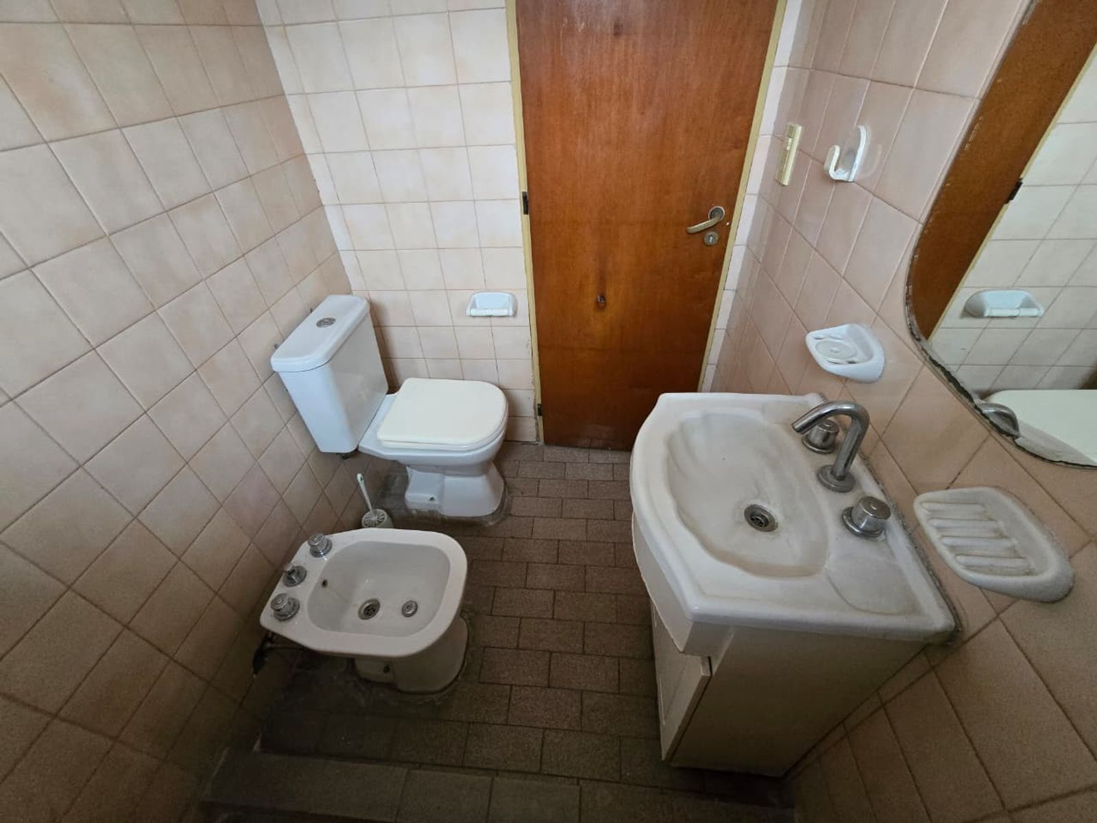ALQUILER DE DEPARTAMENTO 3 AMBIENTES EN BARRIO COCA COLA - MONTE GRANDE - SOBRE AV. R. SANTAMARINA — foto 6