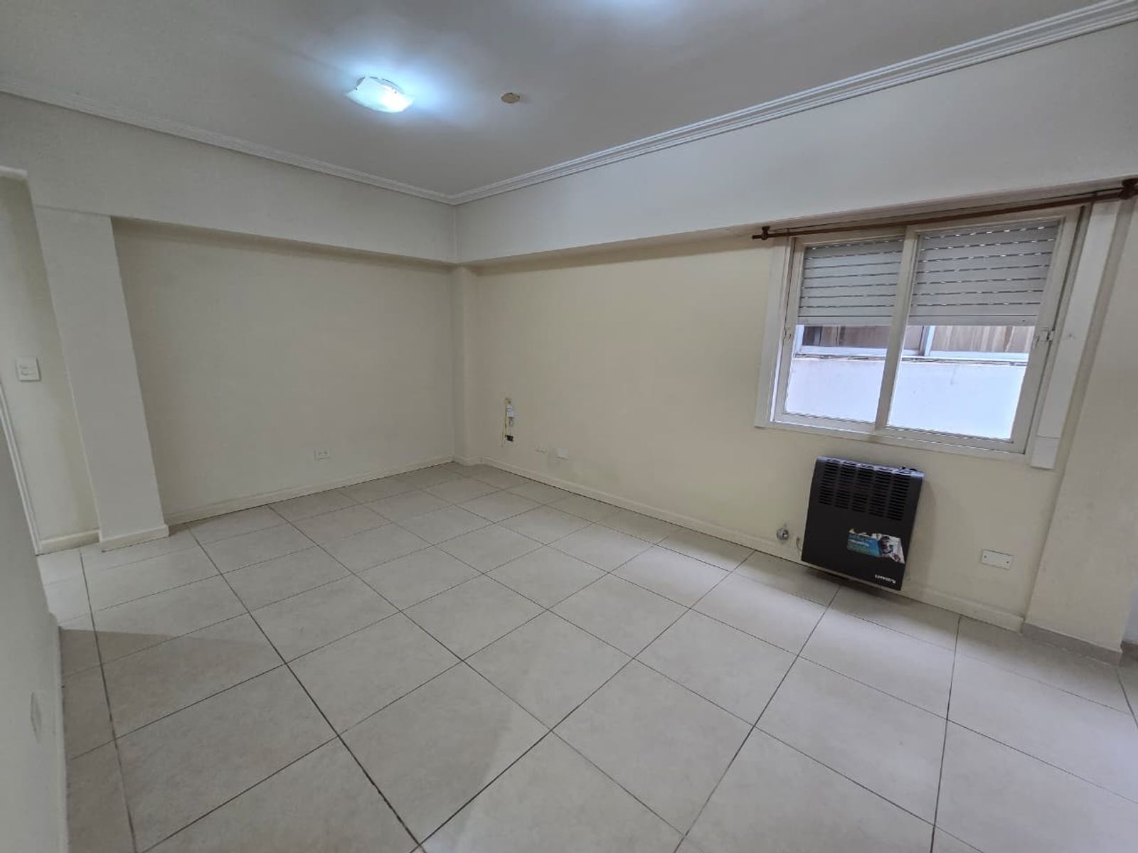 VENTA DE DEPARTAMENTO 2 AMBIENTES CON COCHERA - APTO CRÉDITO HIPOTECARIO - 3