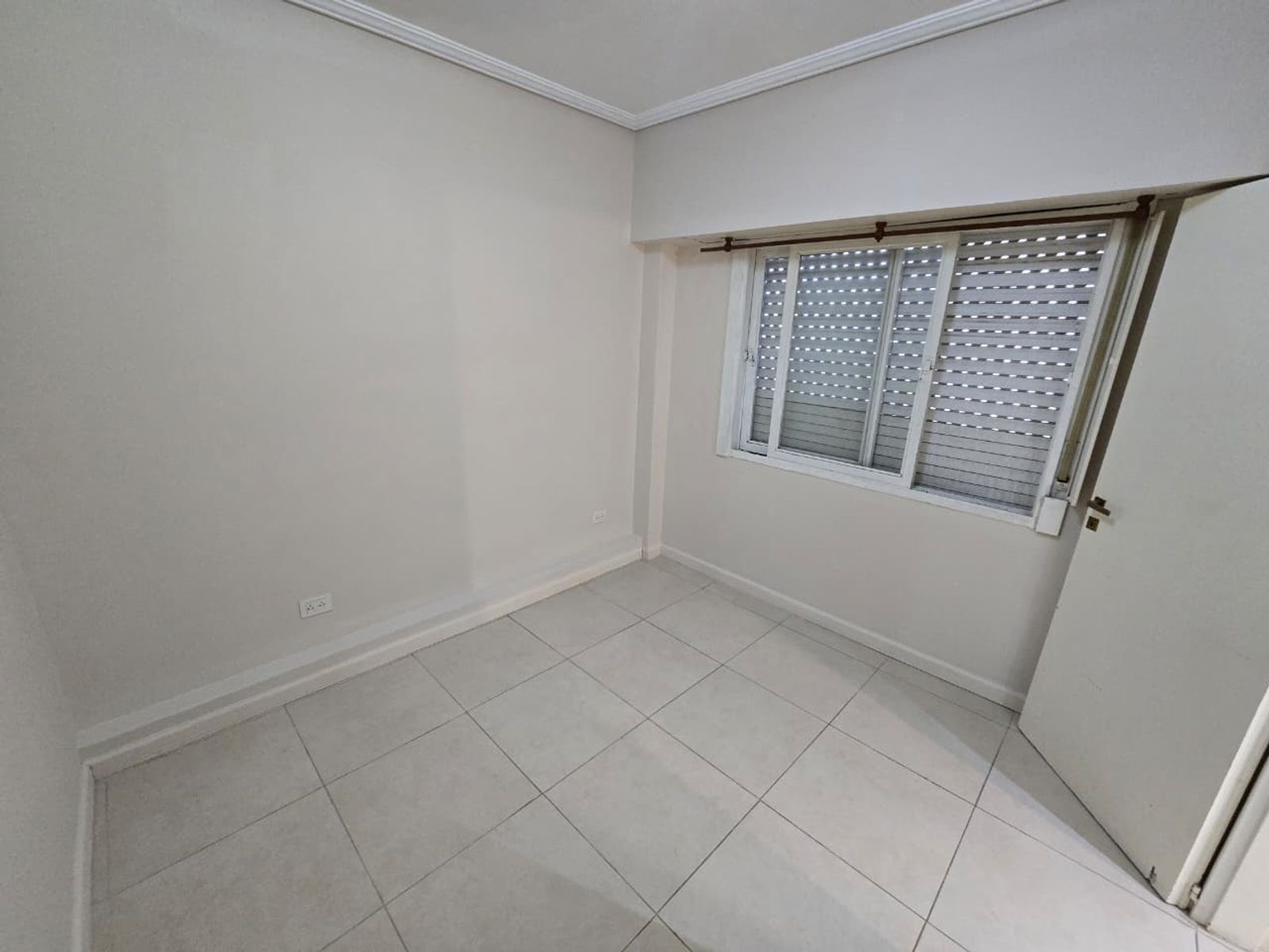 VENTA DE DEPARTAMENTO 2 AMBIENTES CON COCHERA - APTO CRÉDITO HIPOTECARIO - 8