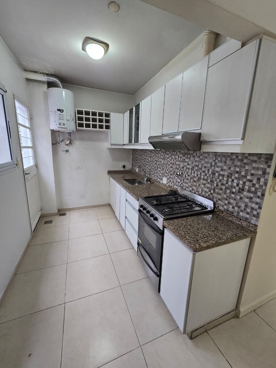 VENTA DE DEPARTAMENTO 2 AMBIENTES CON COCHERA - APTO CRÉDITO HIPOTECARIO - 9