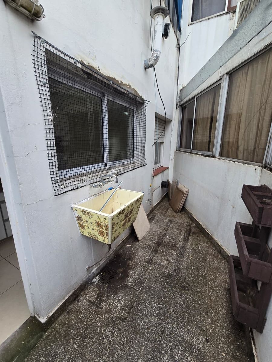VENTA DE DEPARTAMENTO 2 AMBIENTES CON COCHERA - APTO CRÉDITO HIPOTECARIO - 11