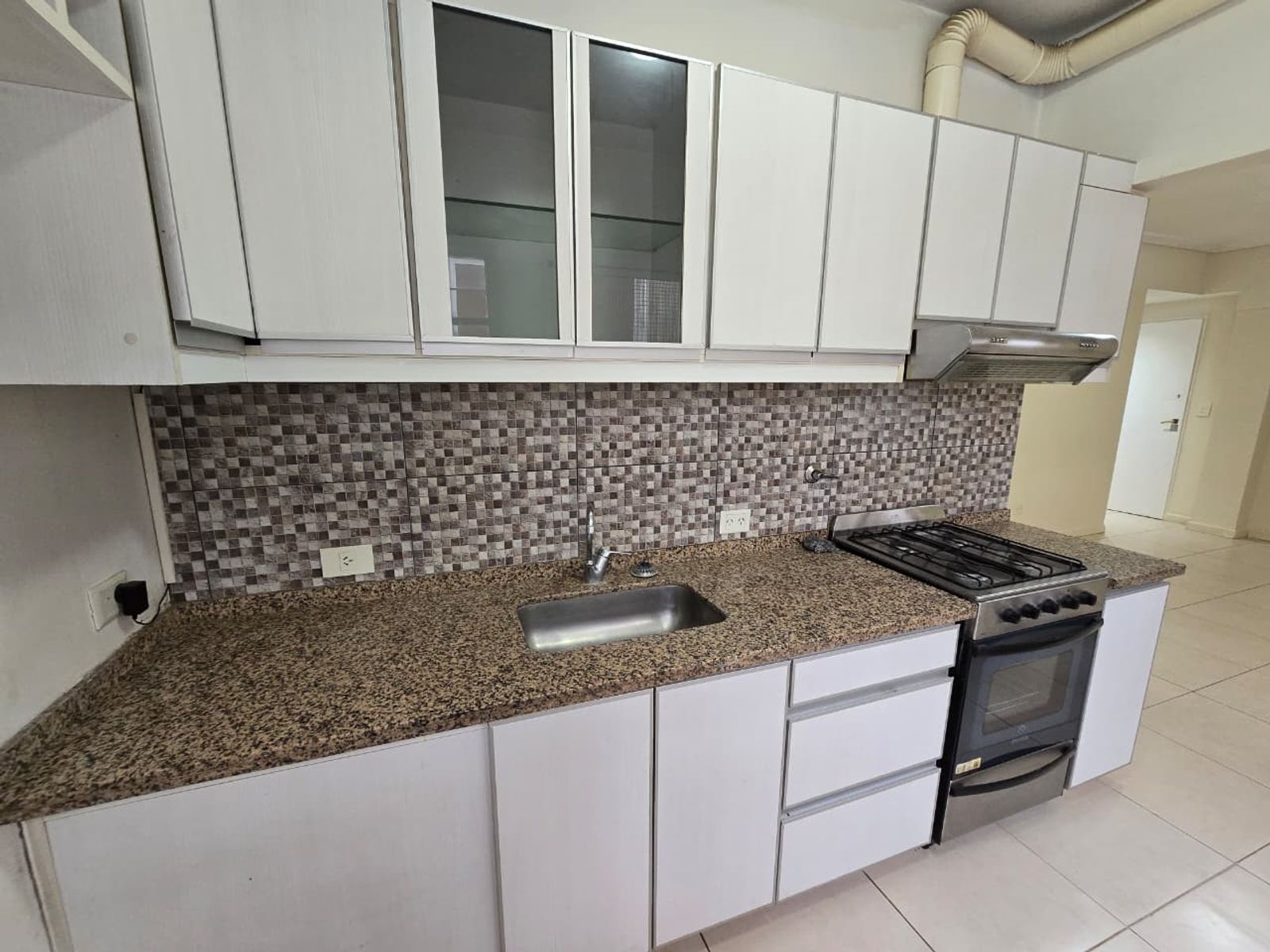 VENTA DE DEPARTAMENTO 2 AMBIENTES CON COCHERA - APTO CRÉDITO HIPOTECARIO - 16