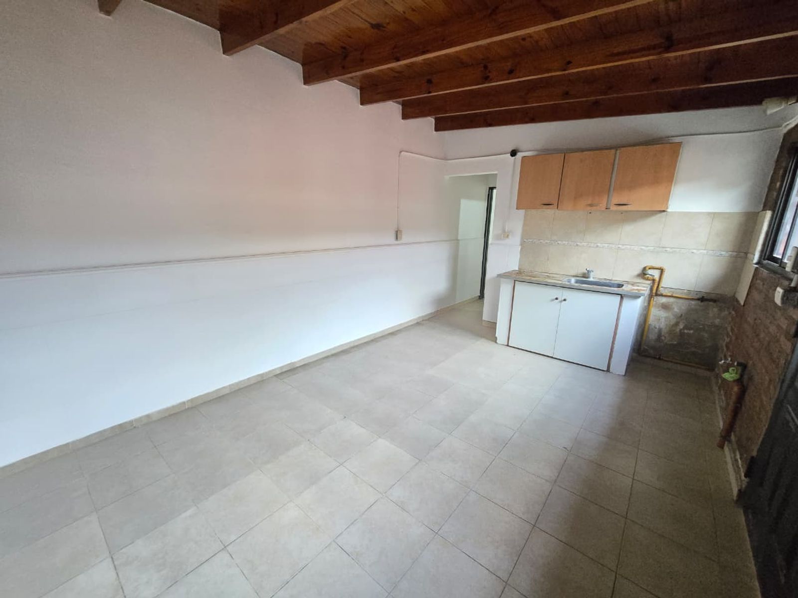 ALQUILER DE DEPARTAMENTO 3 AMBIENTES EN MONTE GRANDE — foto 4