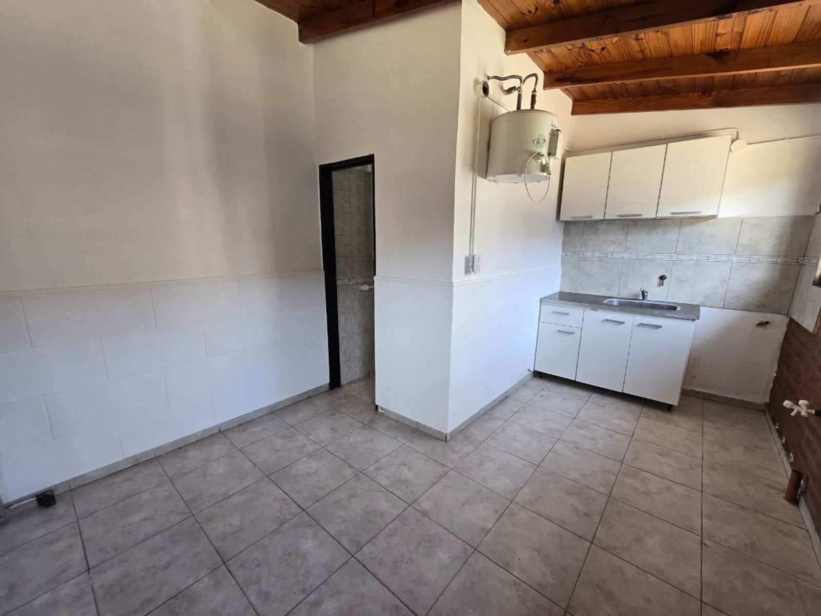 ALQUILER DE DEPARTAMENTO 2 AMBIENTES EN MONTE GRANDE