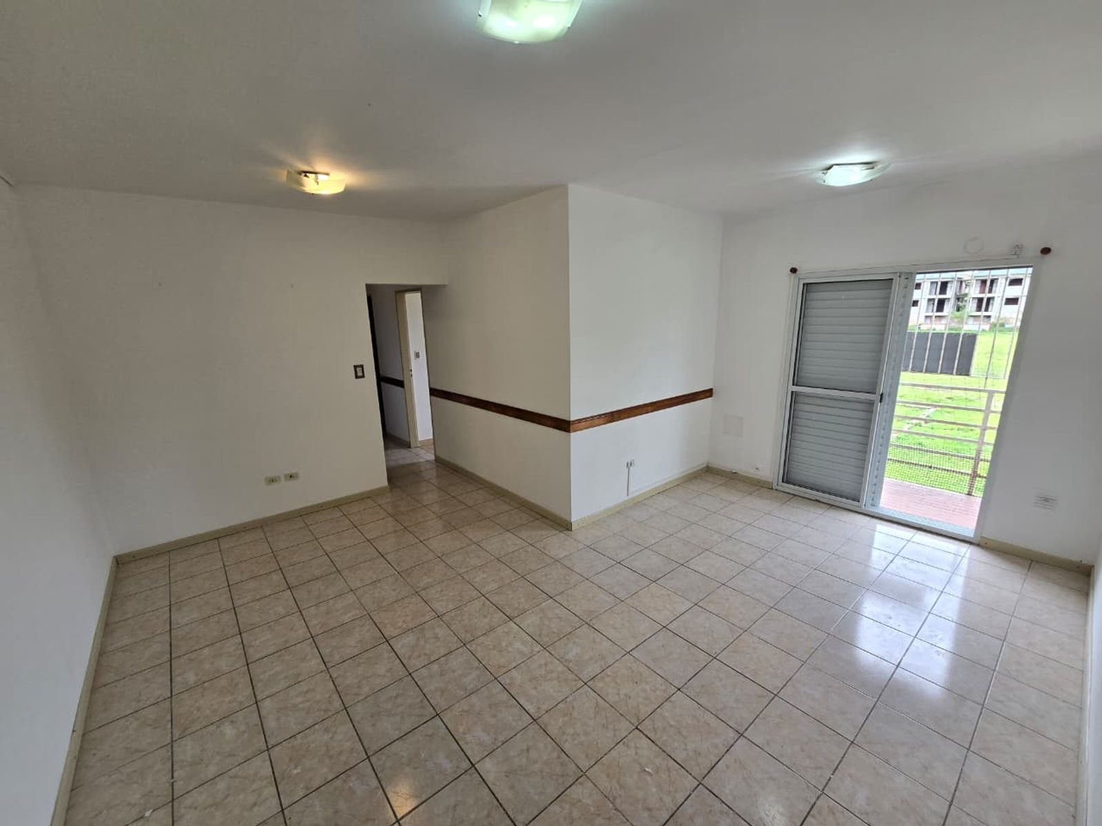 VENTA DE DEPARTAMENTO 3 AMBIENTES EN COMPLEJO DOCENLOM III - EL JAGÜEL — foto 3