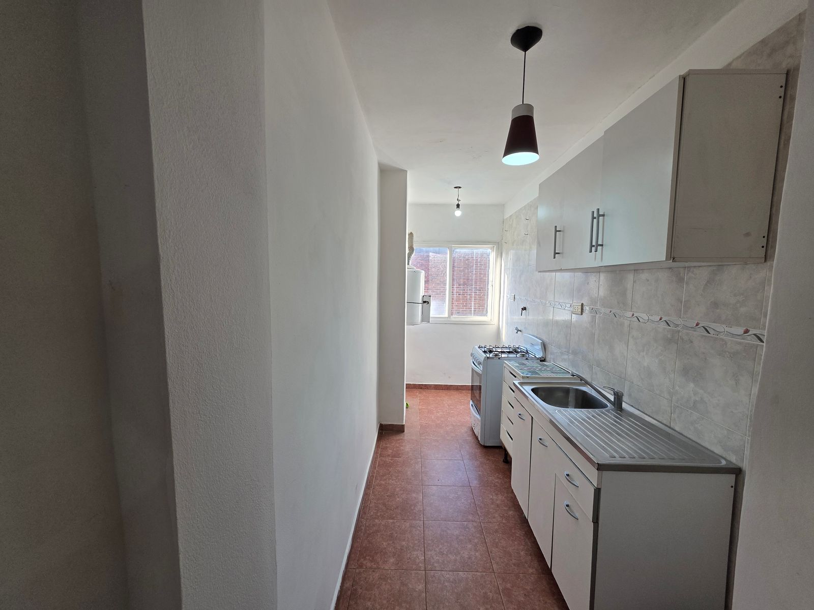 VENTA DE DEPARTAMENTO 3 AMBIENTES EN BARRIO COCA COLA - MONTE GRANDE - 18