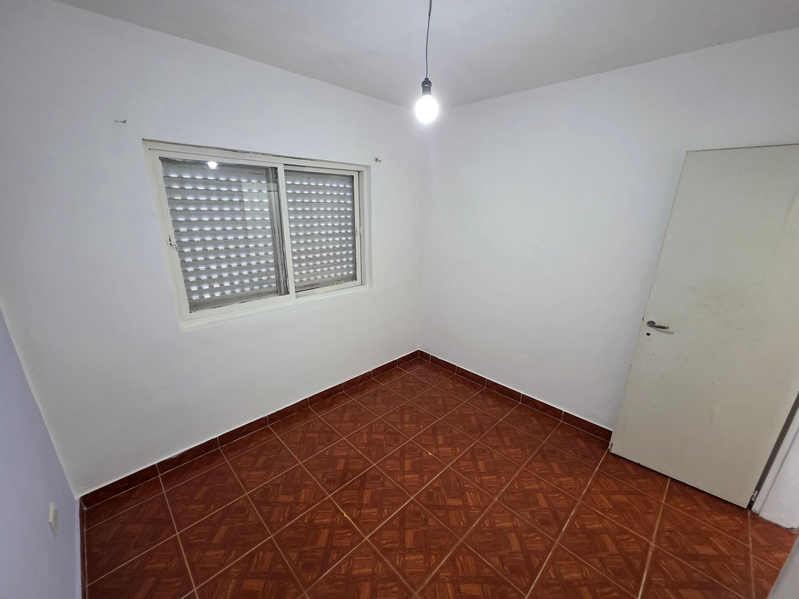 VENTA DE DEPARTAMENTO 3 AMBIENTES EN BARRIO COCA COLA - MONTE GRANDE - 25