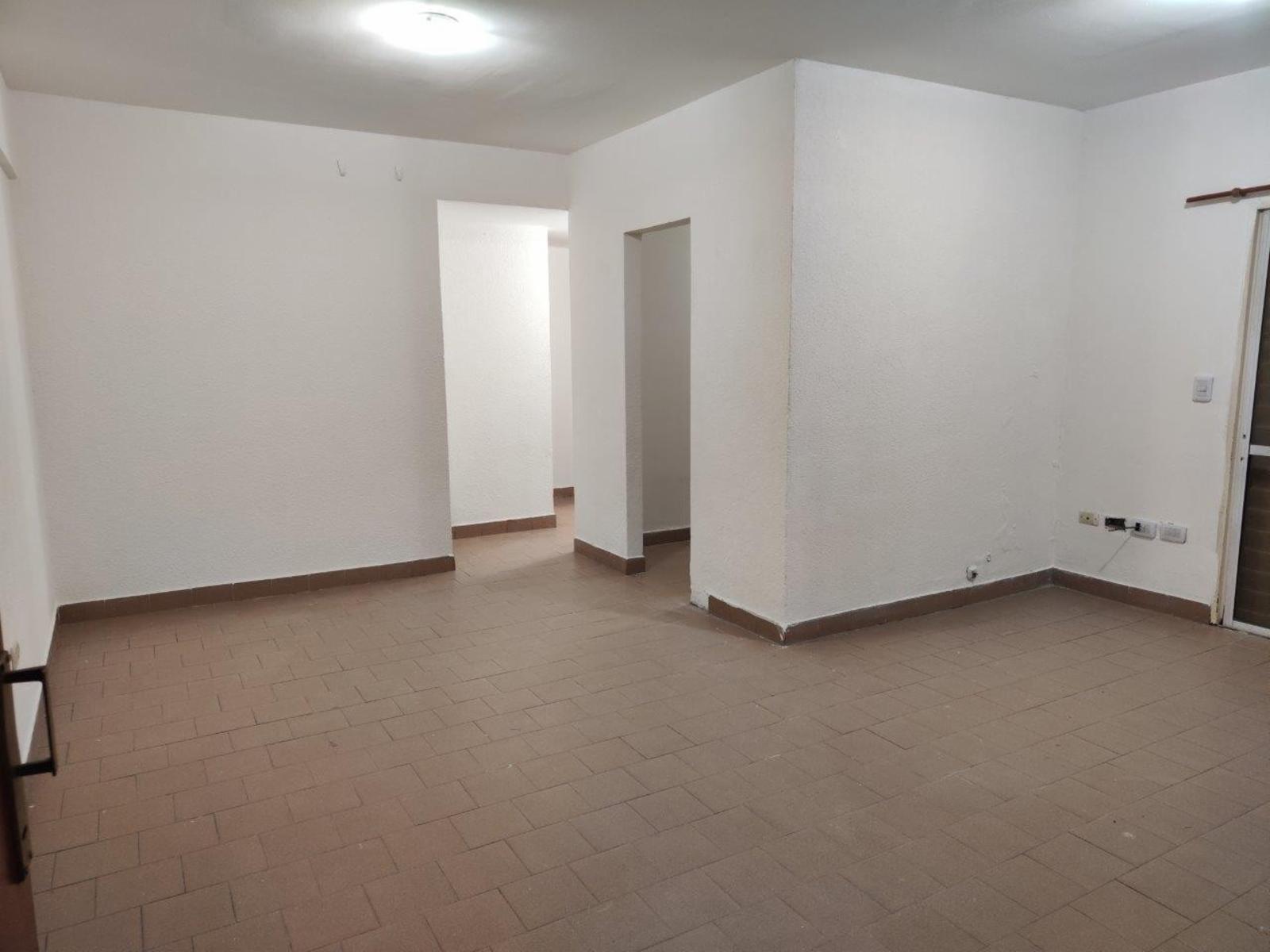 VENTA DE EXCELENTE DEPARTAMENTO 3 AMBIENTES EN PLANTA BAJA - BARRIO COCA COLA - MONTE GRANDE — foto 3