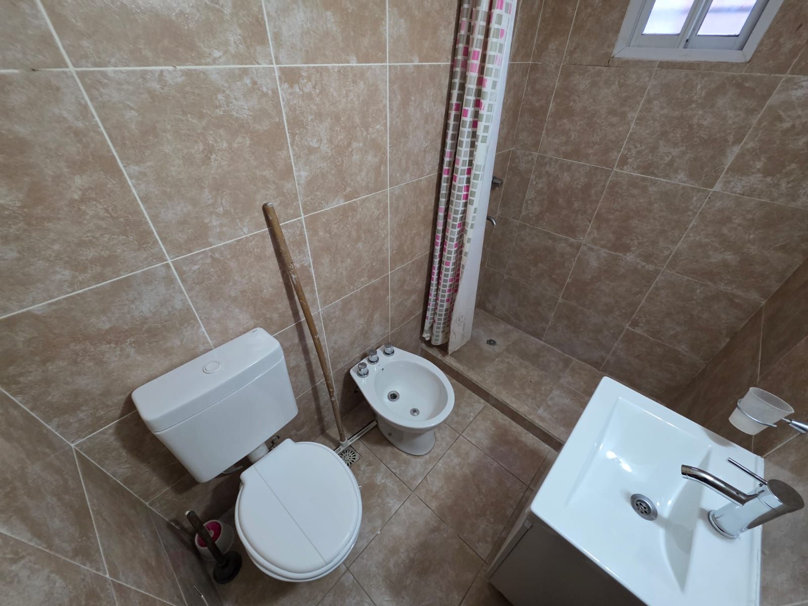 ALQUILER DE DEPARTAMENTO 3 AMBIENTES EN BARRIO COCA COLA - PLANTA BAJA - MONTE GRANDE — foto 11