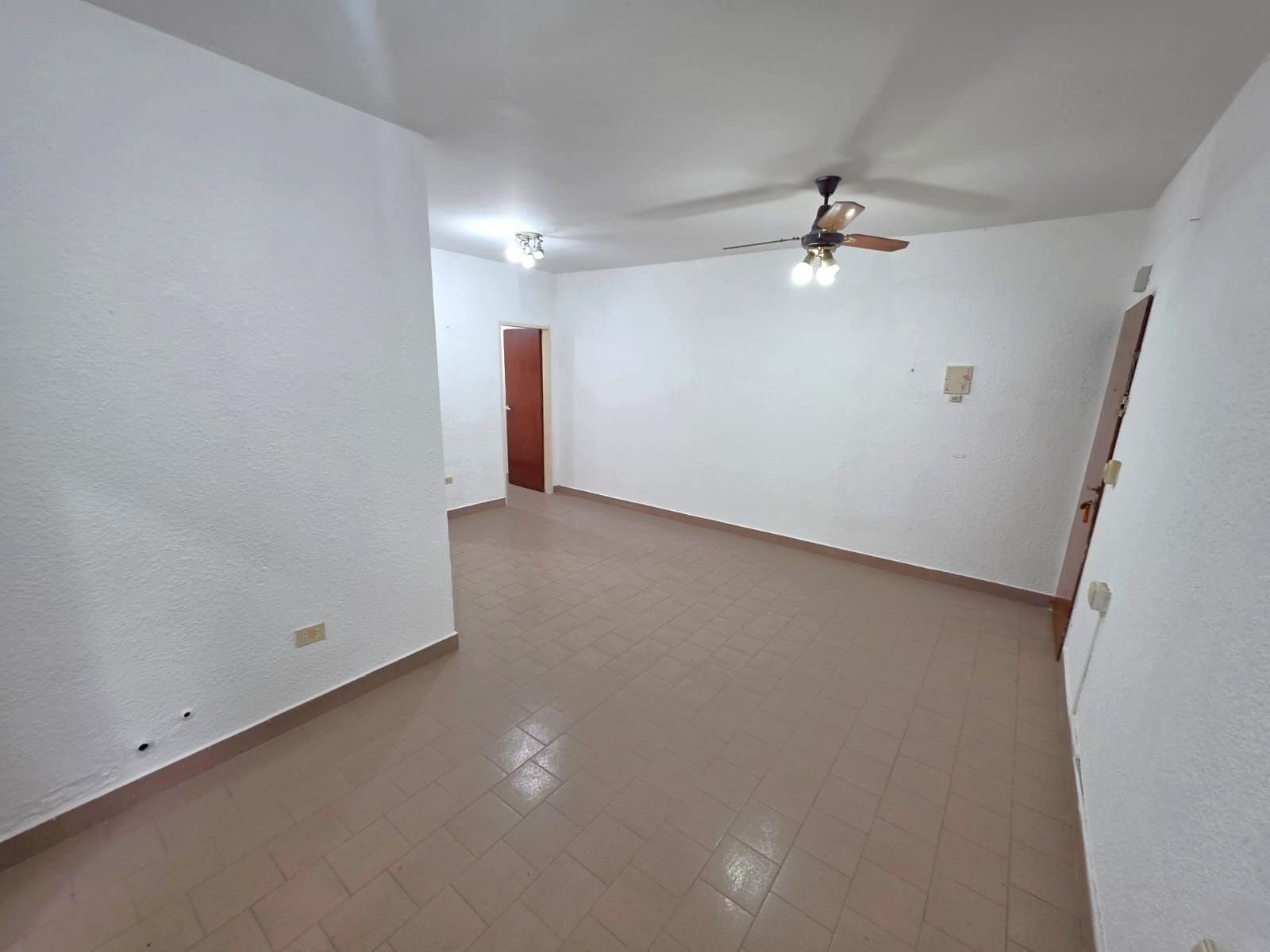 ALQUILER DE DEPARTAMENTO 3 AMBIENTES EN PLANTA BAJA - BARRIO COCA COLA - MONTE GRANDE - 1