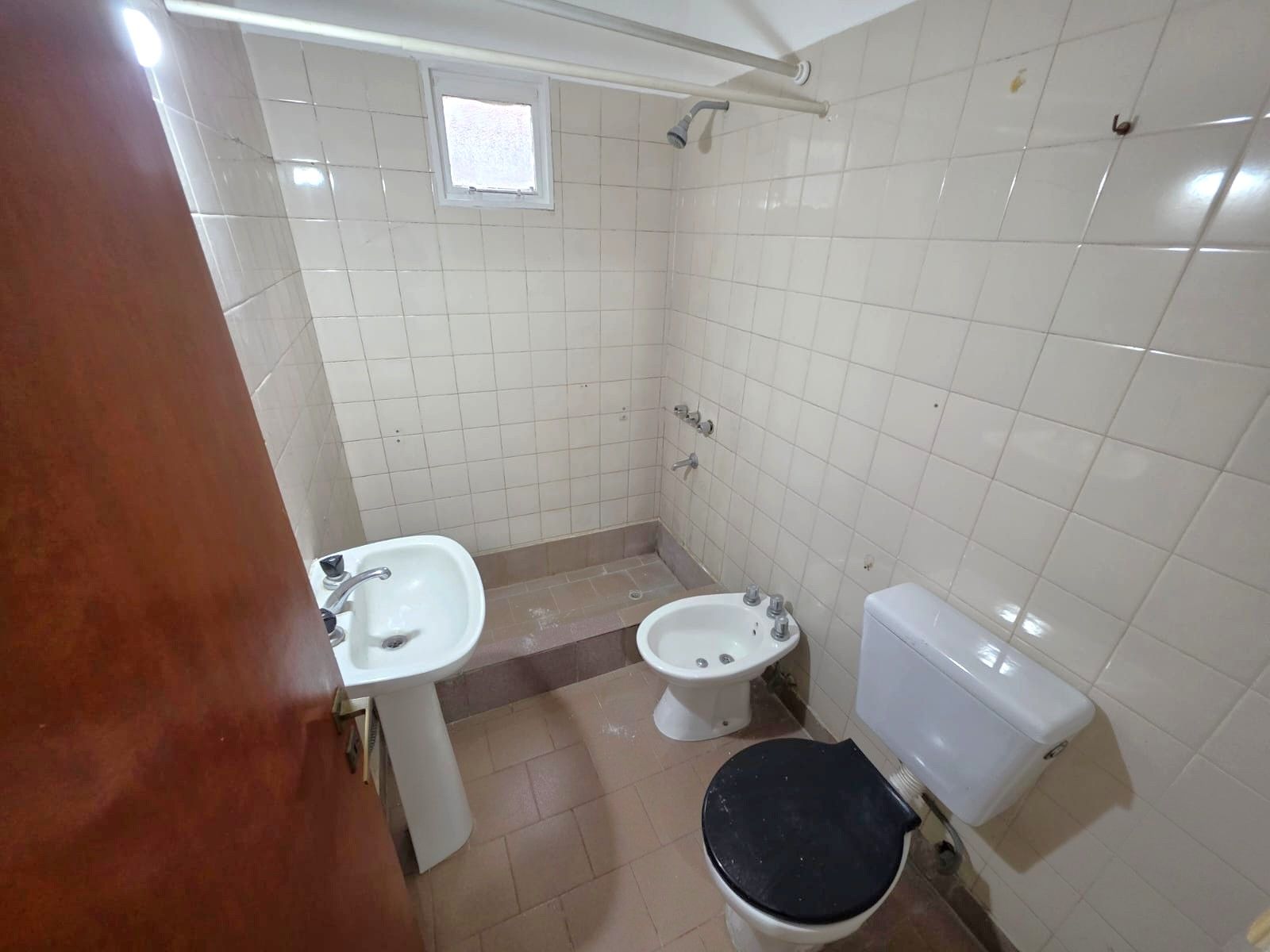 ALQUILER DE DEPARTAMENTO 3 AMBIENTES EN PLANTA BAJA - BARRIO COCA COLA - MONTE GRANDE — foto 10
