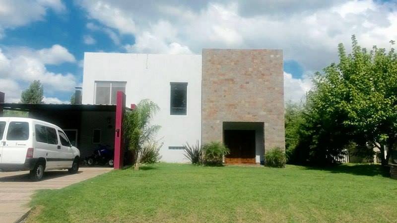 EXCELENTE PROPIEDAD EN ITUZAINGO-COD IT 03