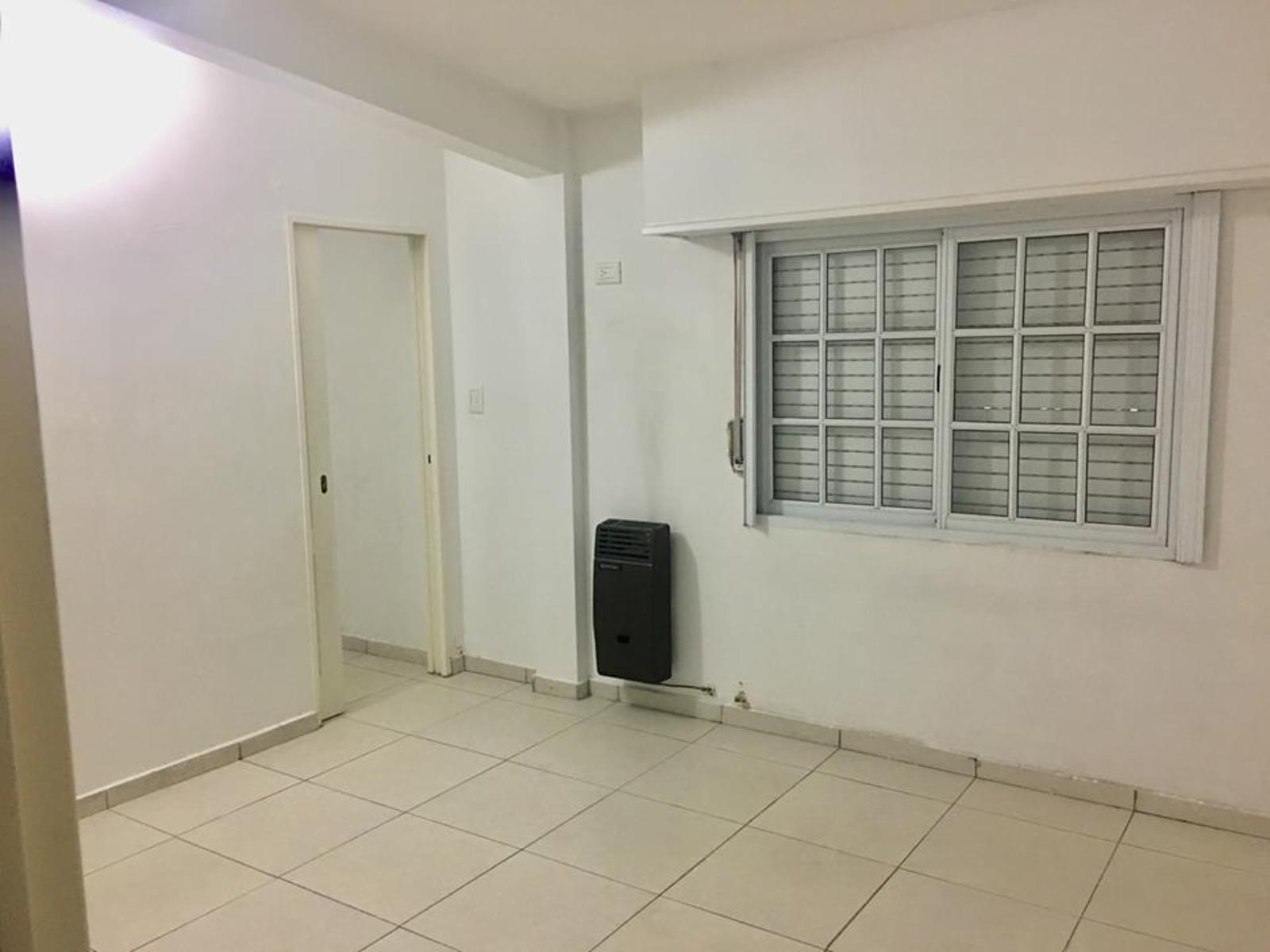 ALQUILER CASTELAR $22.000 - 4