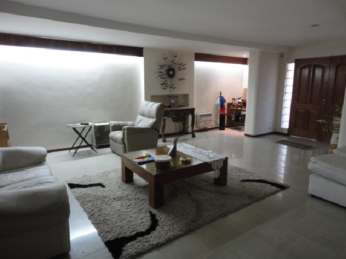 EXCELENTE PROPIEDAD EN CASTELAR-COD 504
