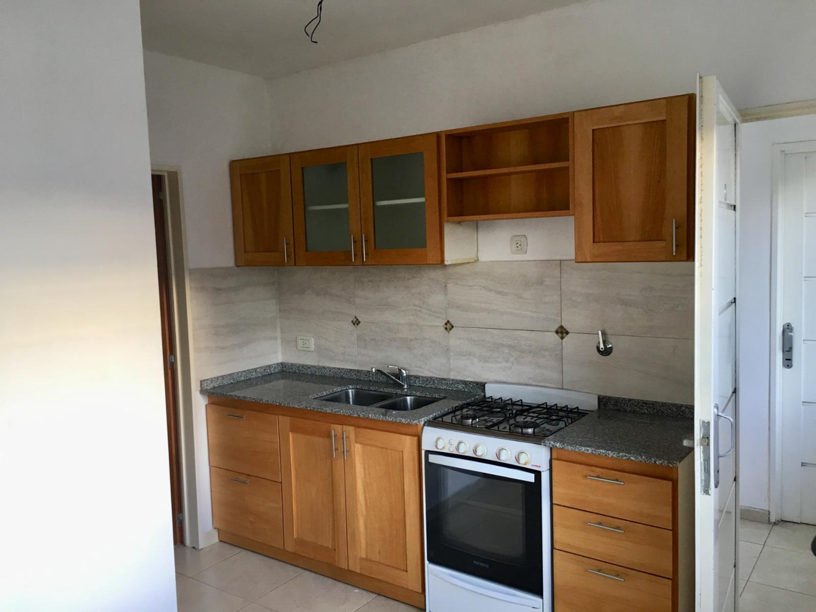 ALQUILER DEPARTAMENTO EN CASTELAR CÓDIGO AL 05 - 2