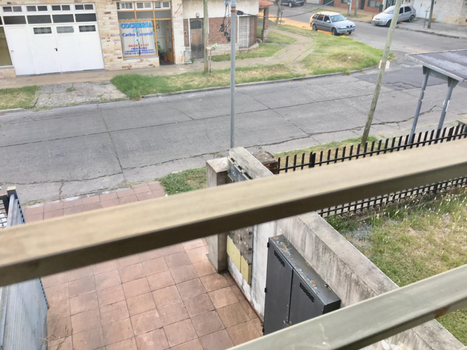 ALQUILER DEPARTAMENTO EN CASTELAR CÓDIGO AL 05 - 5
