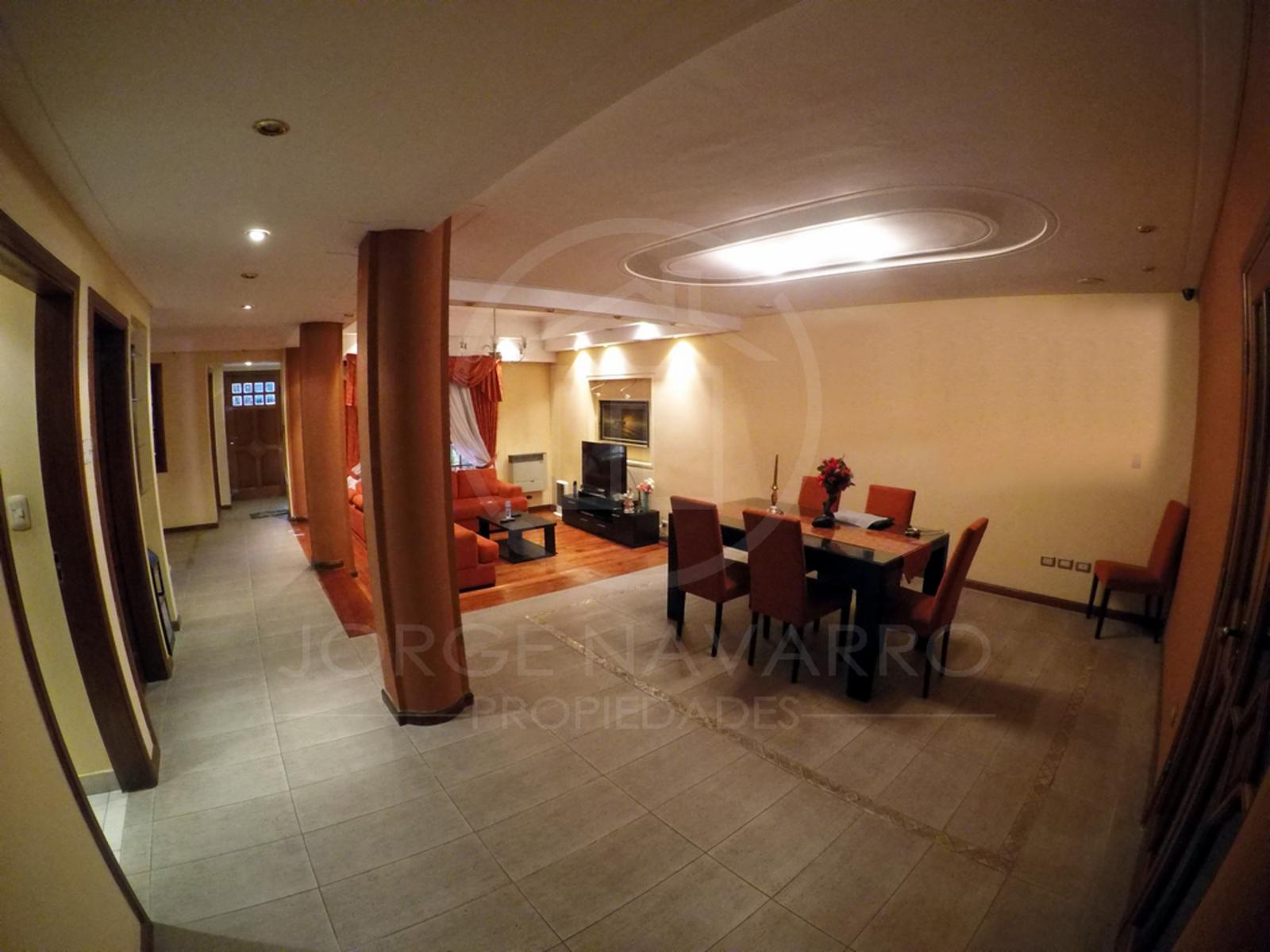 Chalet de categoria - 5 ambientes - Cerrito 2246 - San Martin Centro — foto 4