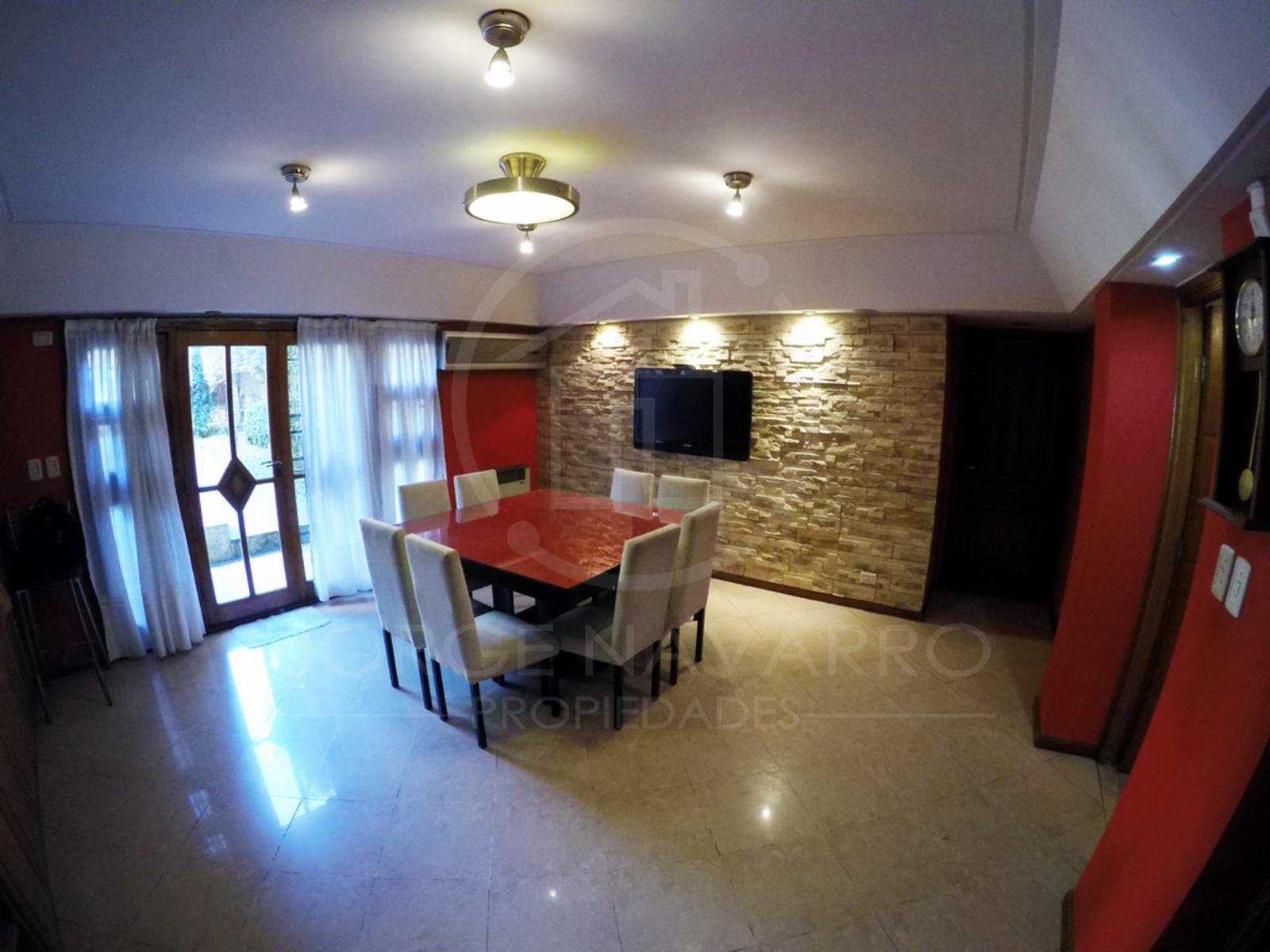 Chalet de categoria - 5 ambientes - Cerrito 2246 - San Martin Centro — foto 8