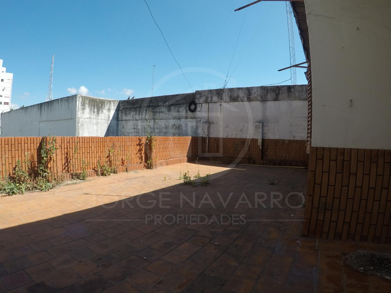 Excelente Galpón - Pueyrredon 4200 - San Martín - LIBRE DE GASTOS. — foto 4