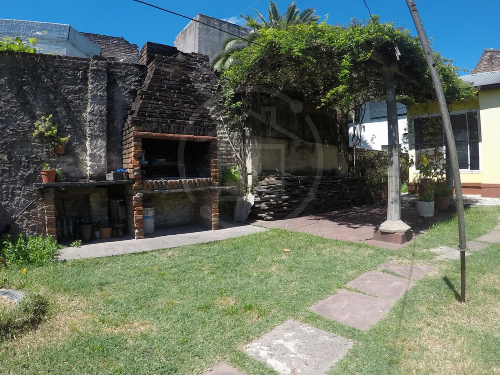 Casa Multifamiliar con Terreno - Castelli 2046 - San Martín — foto 10