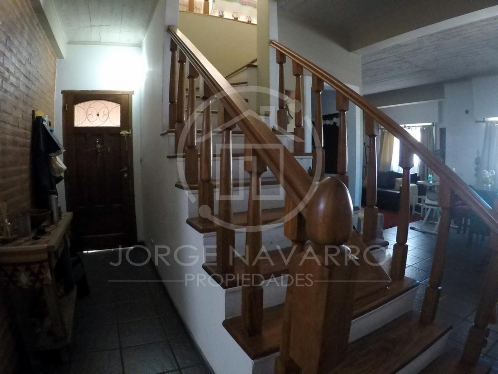 Departamento de 4 Amb. Tipo Duplex con Local - San Andres - Campos y Cordoba — foto 2