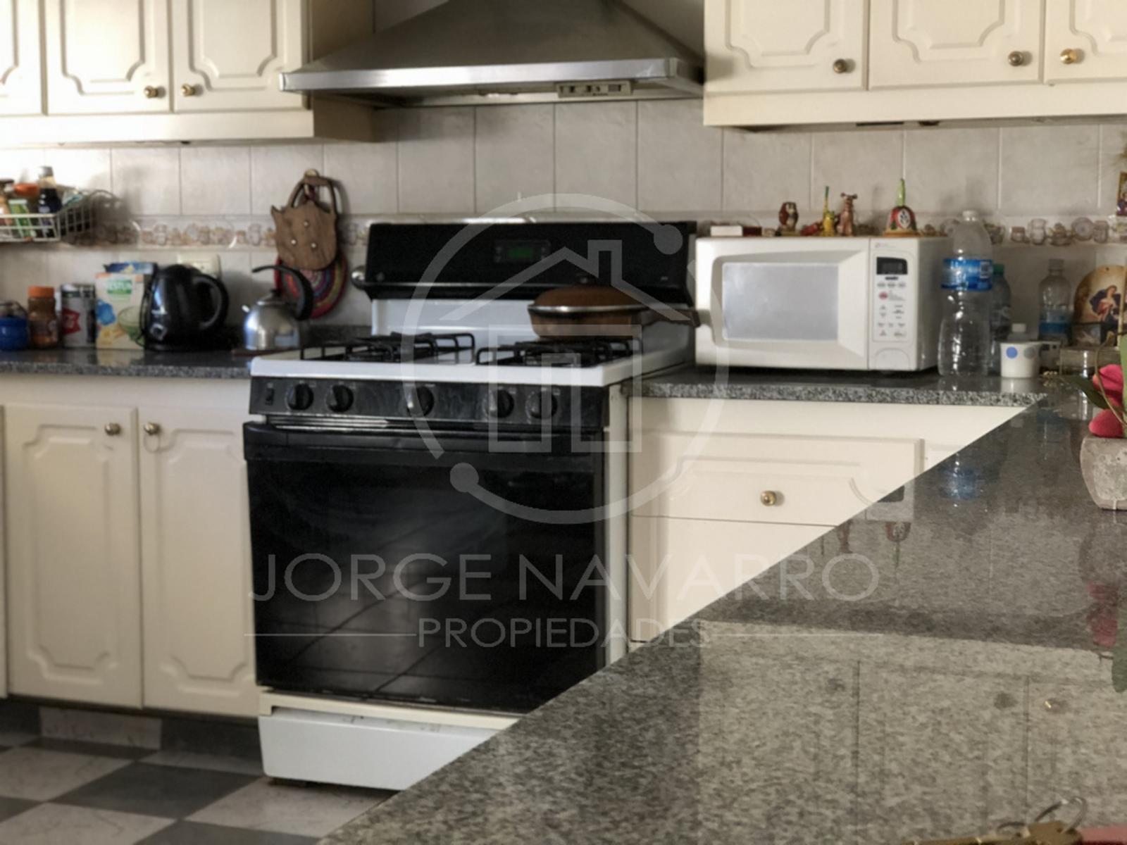 Excelente Chalet de 5 Ambientes - Parana - Villa Ballester — foto 5