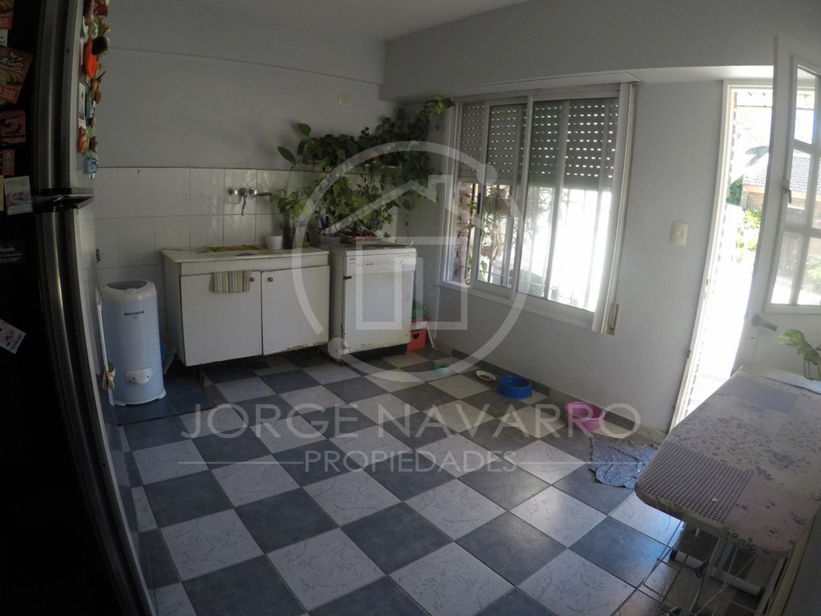Excelente Chalet de 5 Ambientes - Parana - Villa Ballester — foto 7