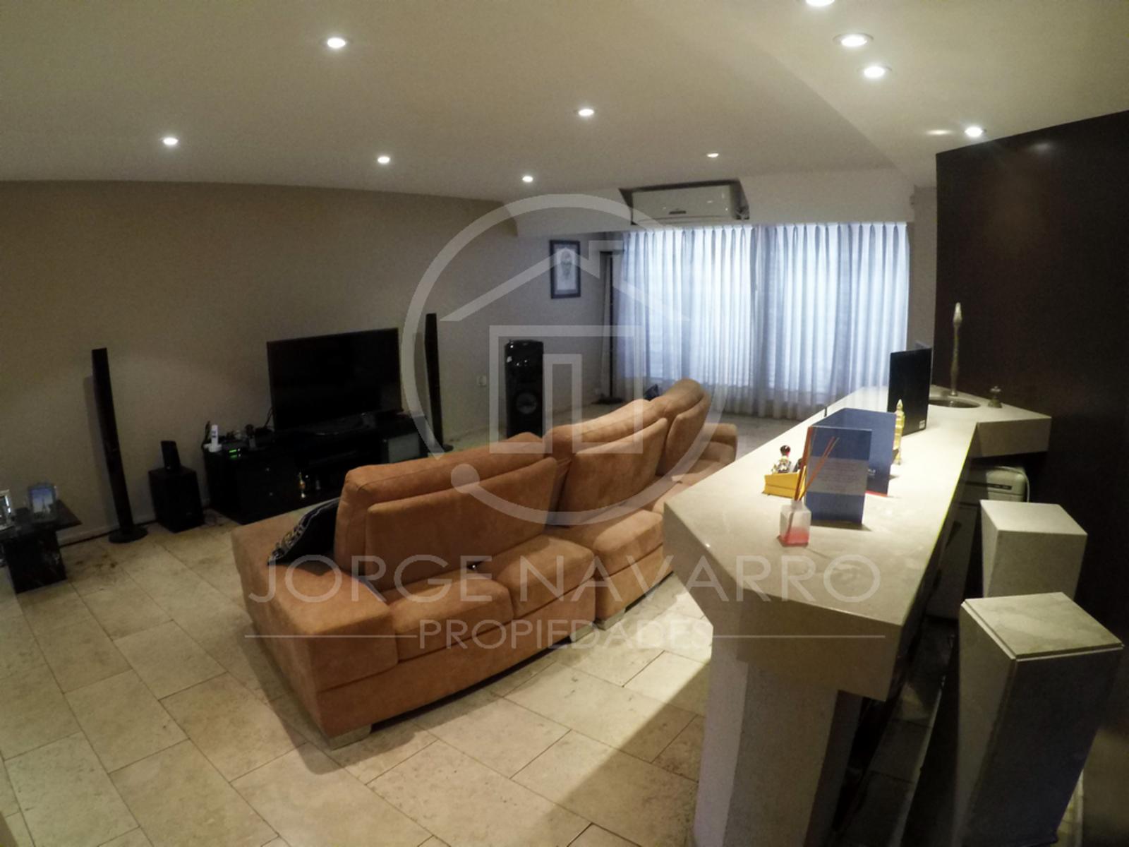 Excelente Casa de 6 Ambientes en San Martin Centro - Salguero 2500 — foto 7