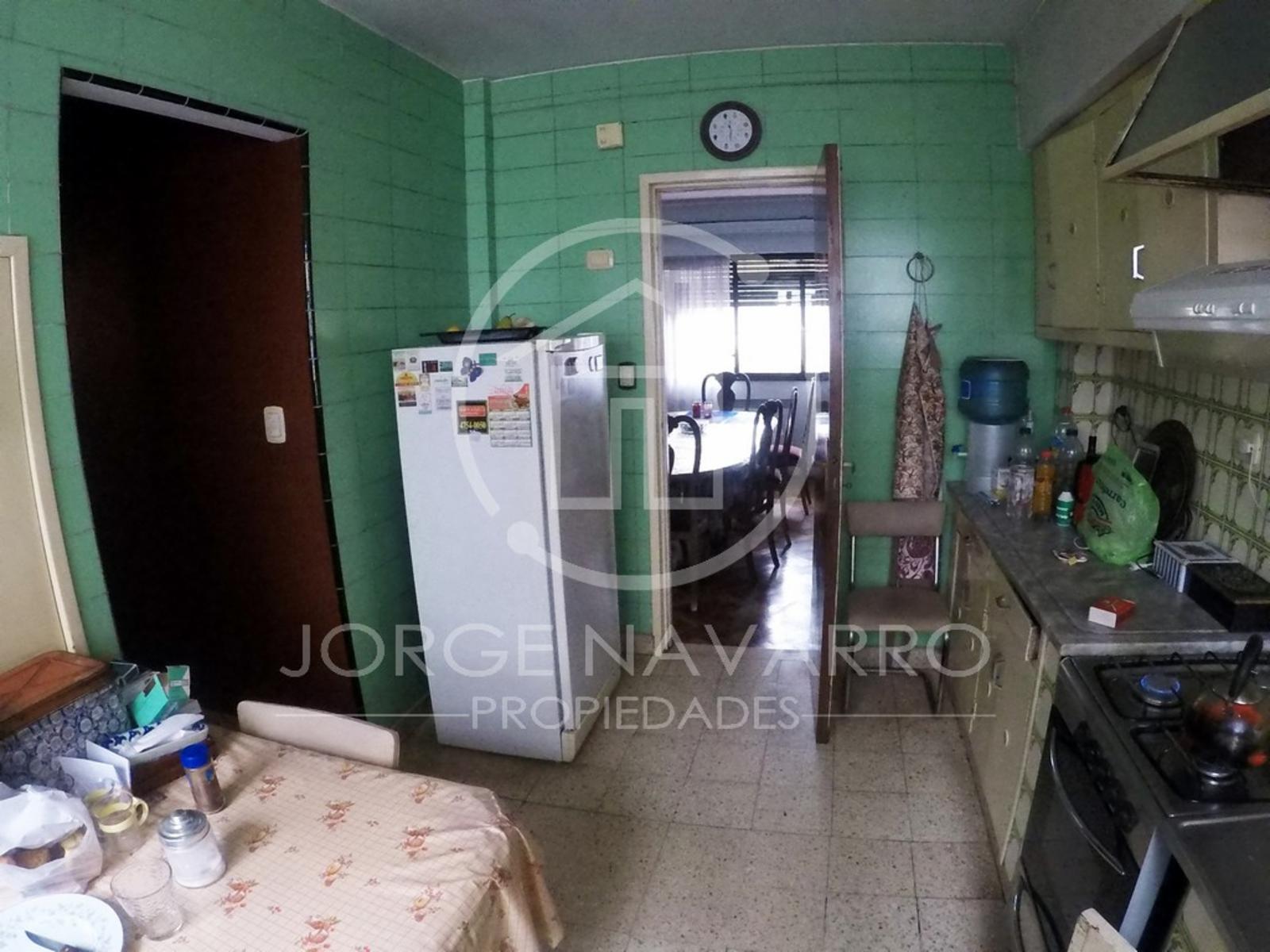 Importante Propiedad Sobre Diego Pombo - San Andres - General San Martin — foto 13