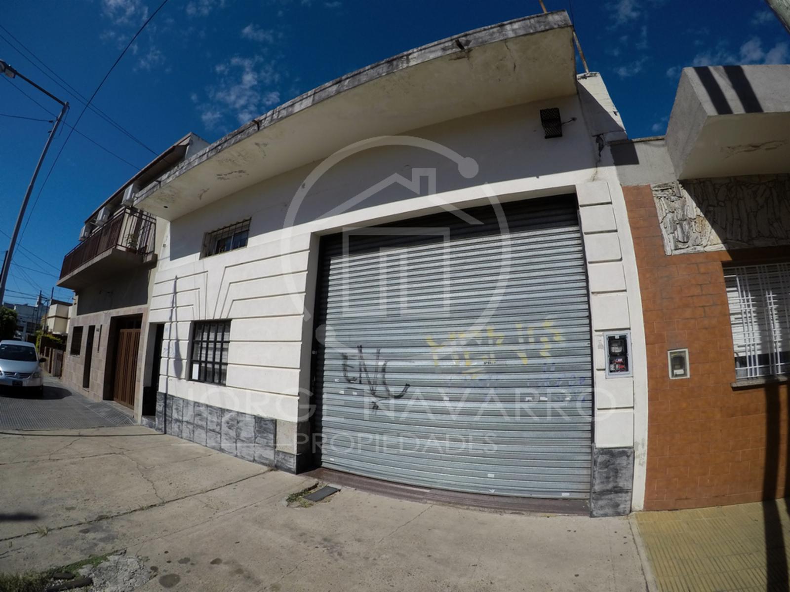 Deposito en Alquiler - 325 m² Cubiertos - Pastor Obligado 1600 - Villa Maipu - 2