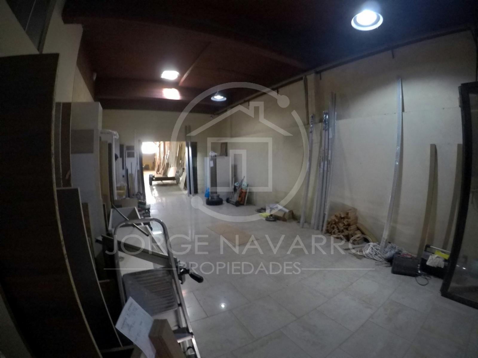 Deposito en Alquiler - 325 m² Cubiertos - Pastor Obligado 1600 - Villa Maipu - 4