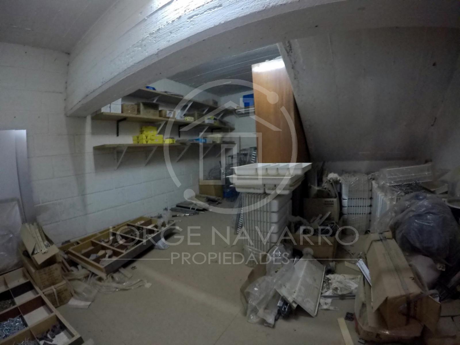 Deposito en Alquiler - 325 m² Cubiertos - Pastor Obligado 1600 - Villa Maipu - 14