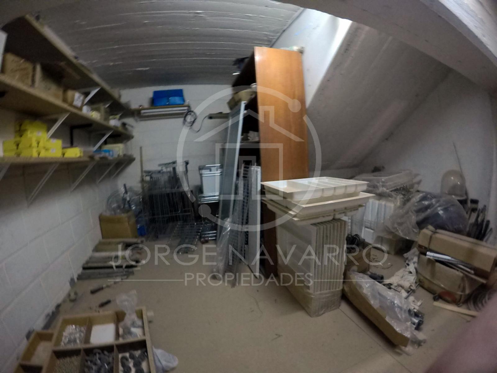 Deposito en Alquiler - 325 m² Cubiertos - Pastor Obligado 1600 - Villa Maipu - 15