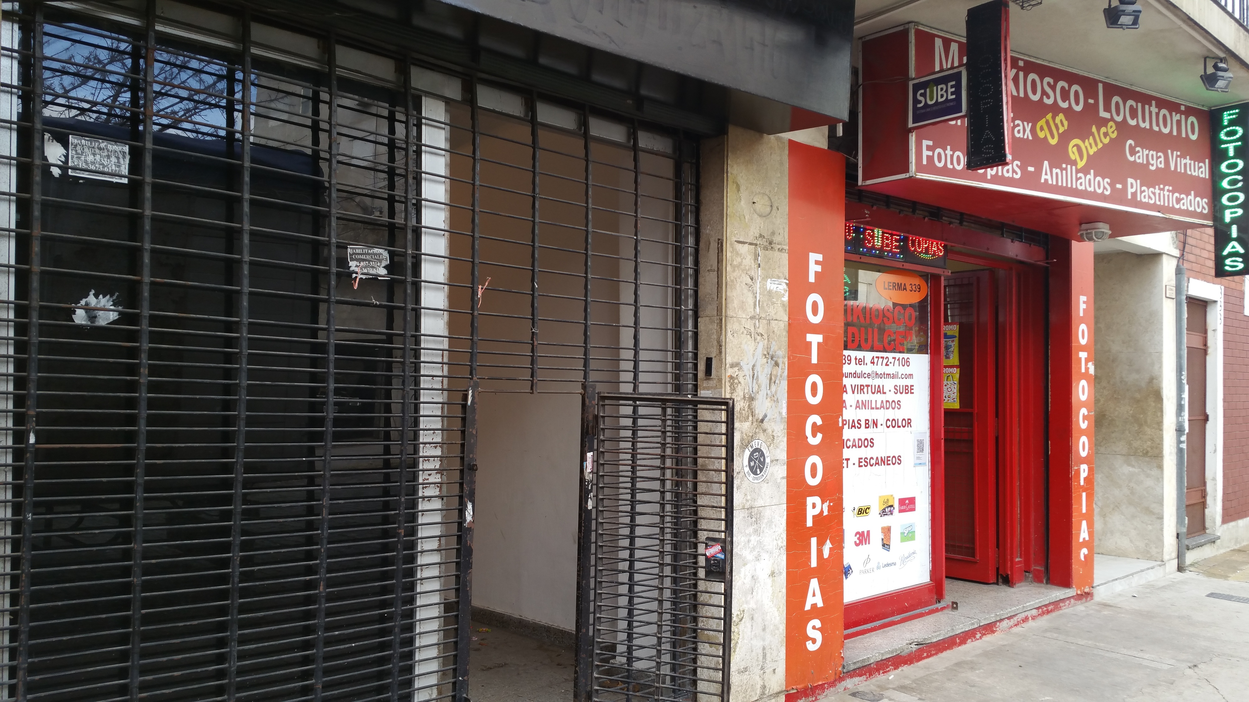 Exelente local en zona comercial a la callé de 78 metros cuadrados en dos plantas - 2