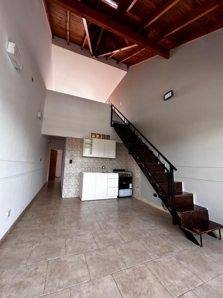 DEPARTAMENTO DE 3 AMBIENTES, VILLA LUZURIAGA