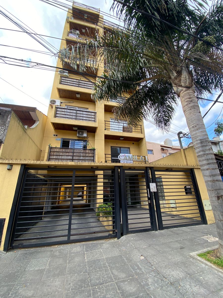 MONOAMBIENTE EN MARTIN CORONADO