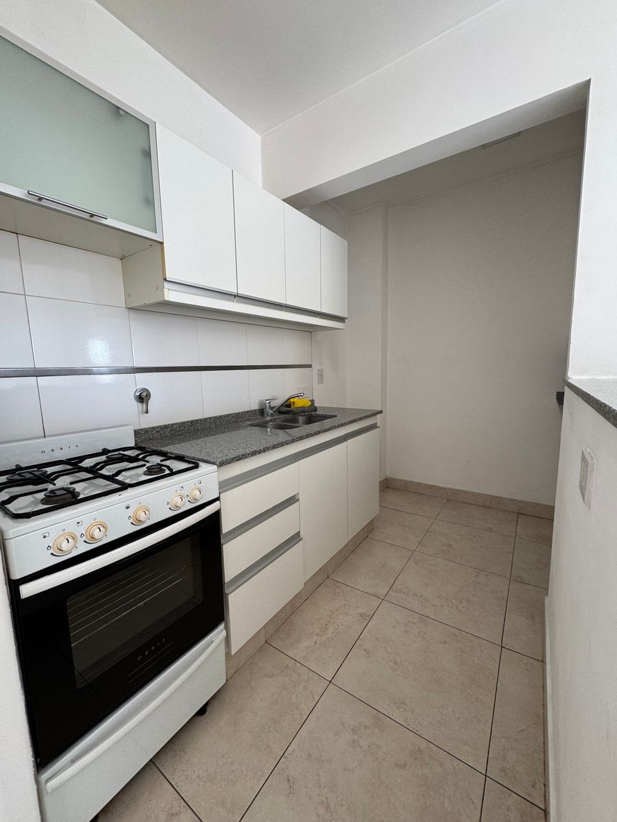 DEPARTAMENTO DE 2 AMBIENTES EN ALQUILER - 5