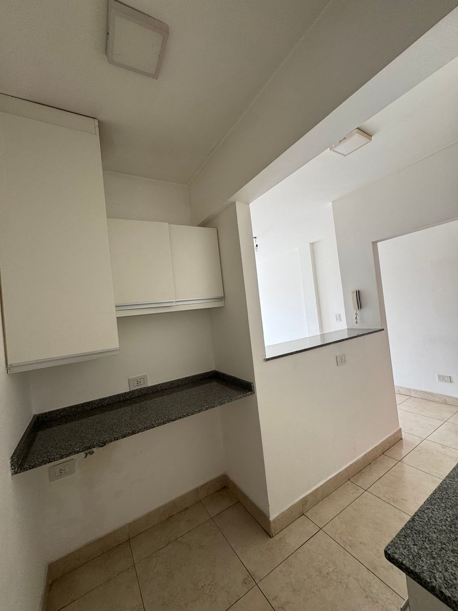 DEPARTAMENTO DE 2 AMBIENTES EN ALQUILER - 6
