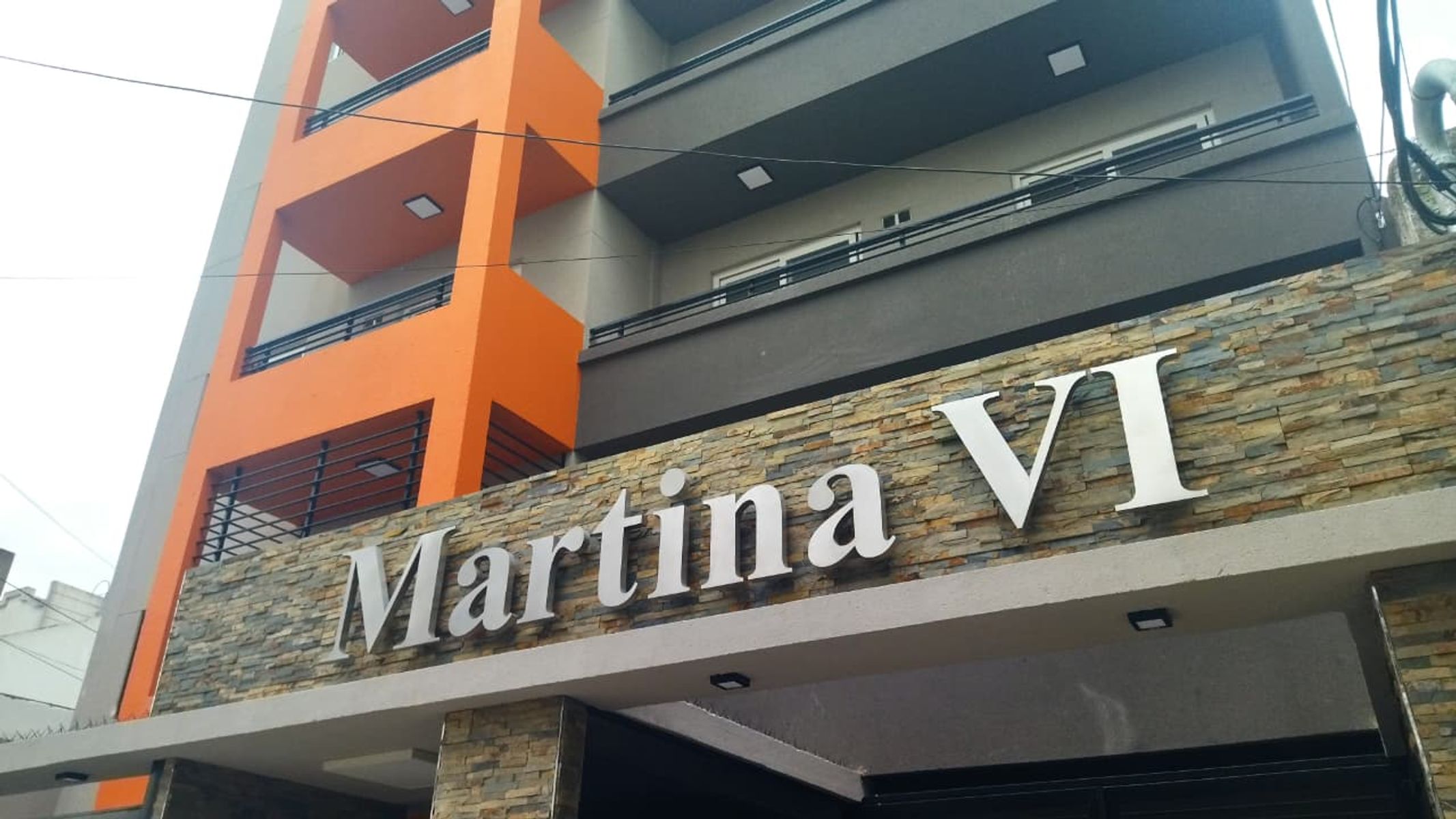 COCHERA EN EDIFICIO MARTINA VI - 2