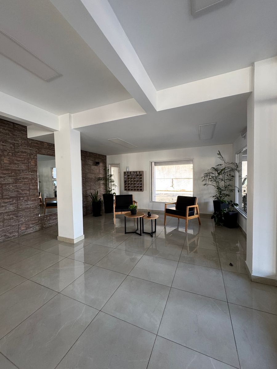 DEPARTAMENTO DE 2 AMBIENTES, VENTA - 2