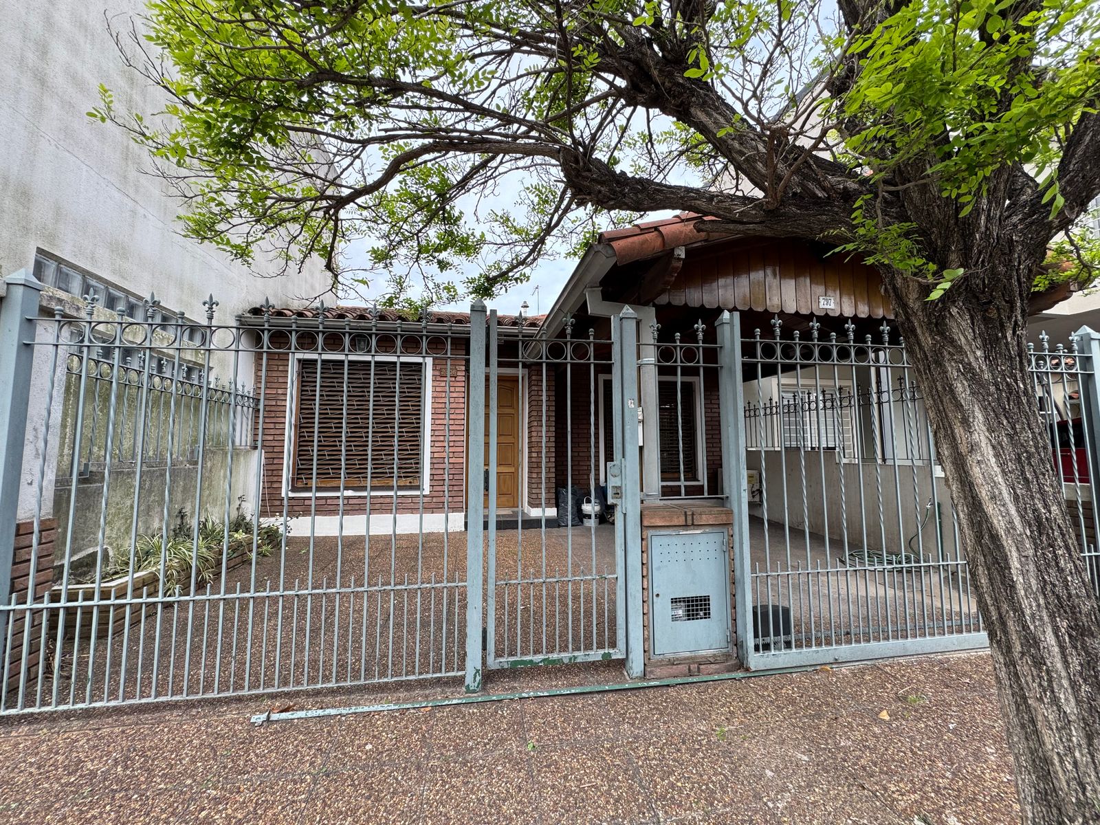 EXCELENTE CHALET EN CIUDAD JARDIN - 1