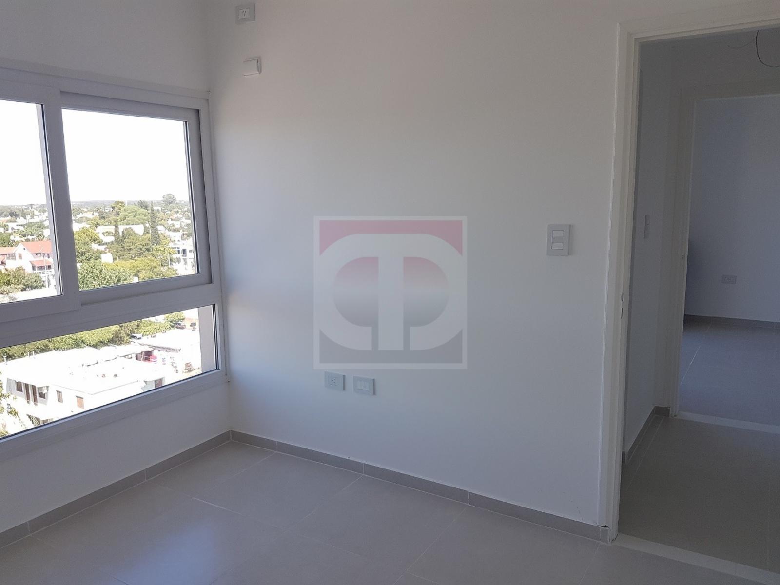 Venta departamento 1 dormitorio - 1 baño, edificio Don Bosco. — foto 12