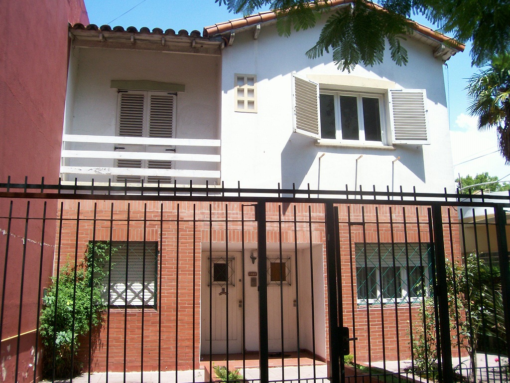 Venta en la mejor calle de Adrogué. NUEVAS CONDICIONES