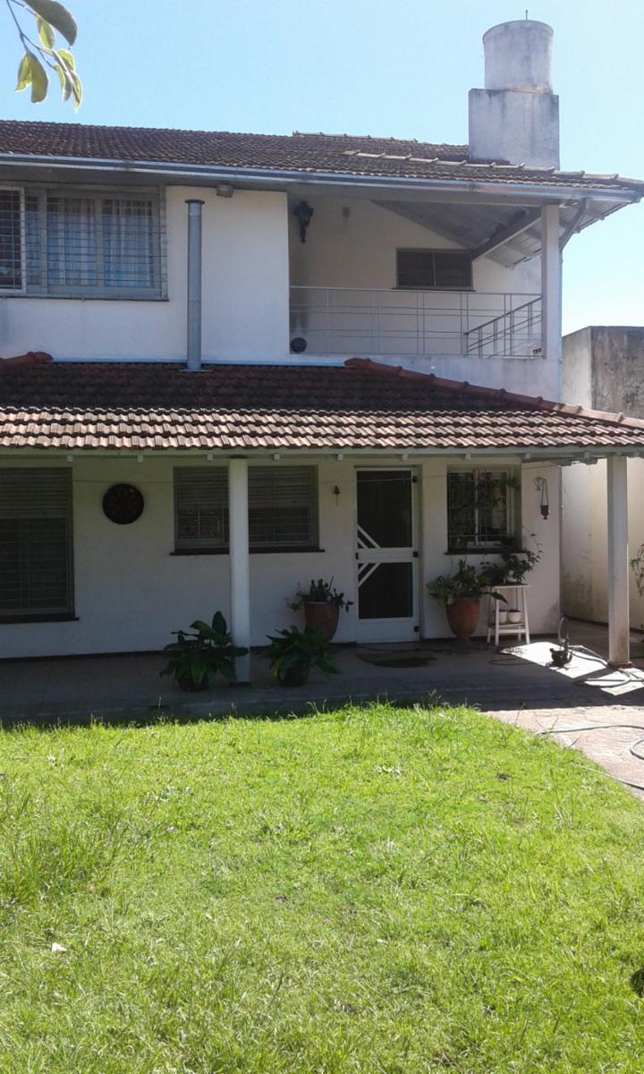 CHALET de categoría en Llavallol — foto 13