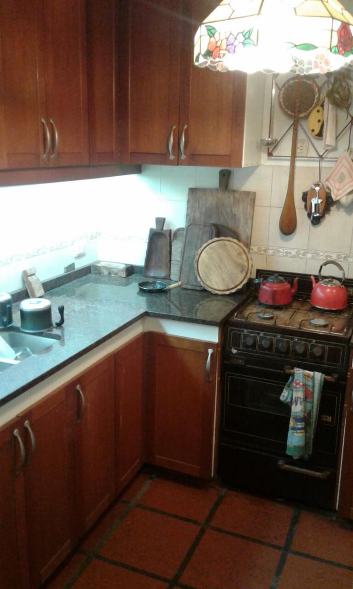 Venta de chalet sobre amplio lote en Adrogué. NUEVAS CONDICIONES — foto 6